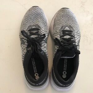 Men’s Nike React 10.5